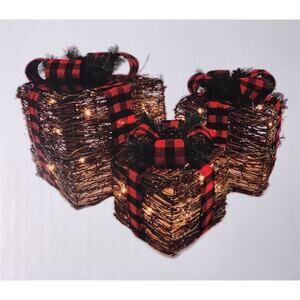 3 Pack Lighted Buffalo Plaid Glitter Rattan Gift Presents Boxes Christmas Decor